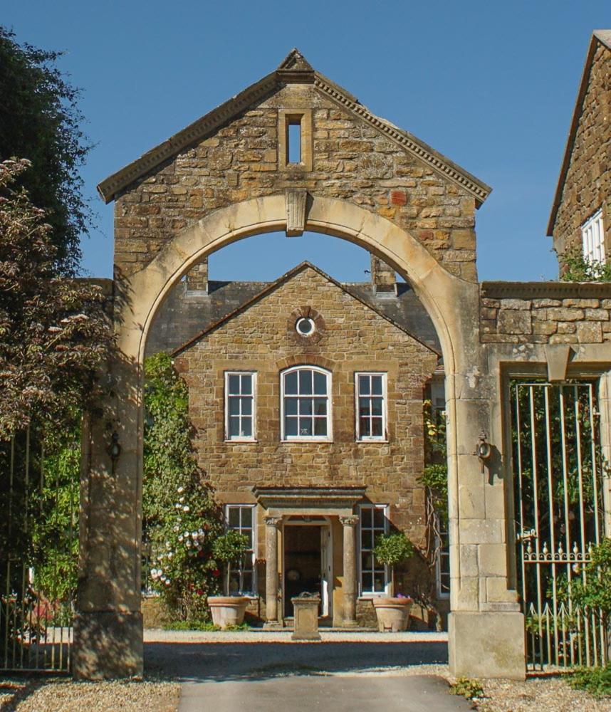 Bed and Breakfast West Compton Manor Maiden Newton Экстерьер фото
